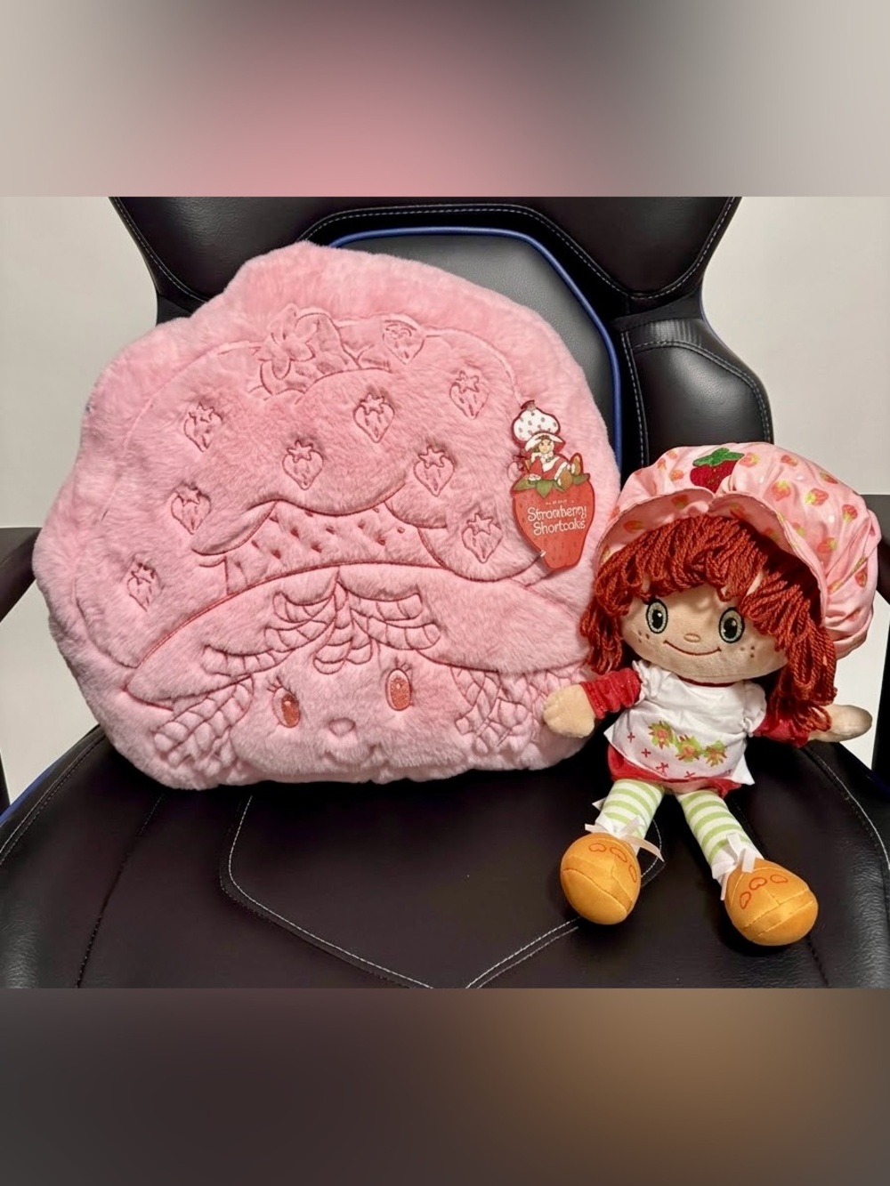🍓 Strawberry Shortcake Pink Plush Accent Pillow With Classic Rag Doll